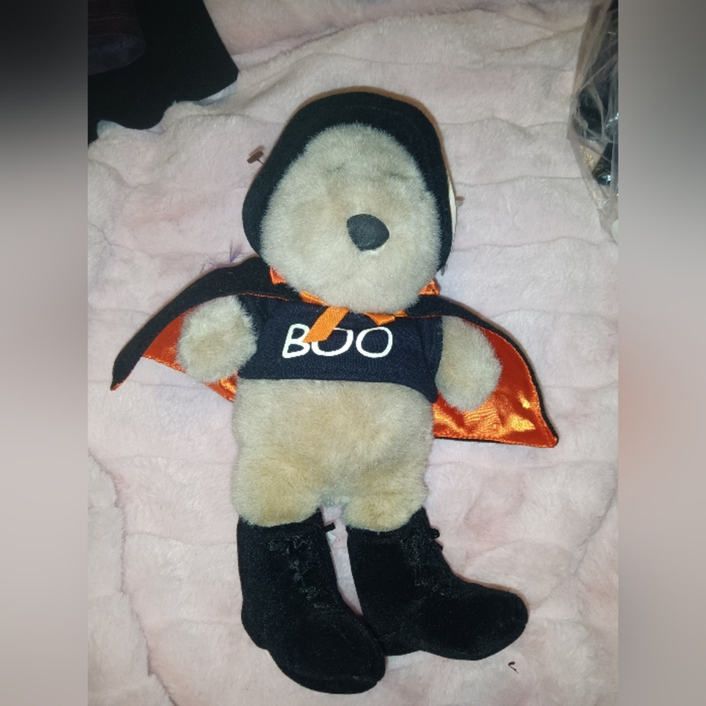 VTG 2000 Starbucks Halloween 11th Edition Bearista Bear Collection